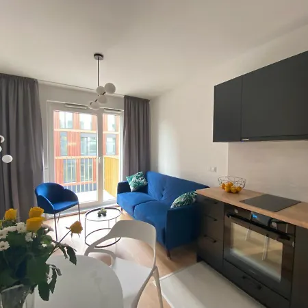 Apartamenty Fuzja - Komfortowe Mieszkania Blisko Centrum Lodzi Garaz Eksteriør bilde